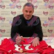 (image for) Liverpool FC 2000 Carragher Signed Shirt